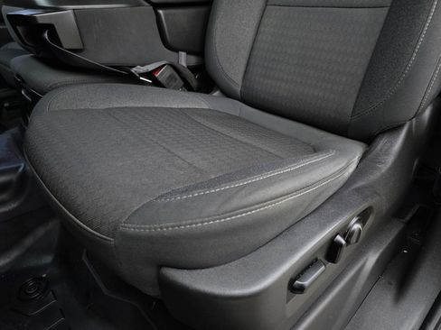 Used 2021 Chevrolet Silverado 1500 LT image 21