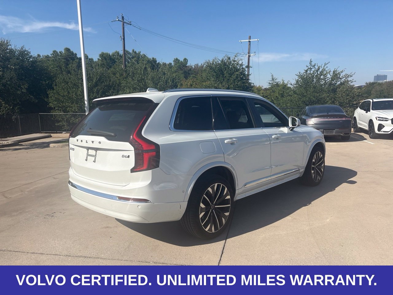 Certified 2026 Volvo XC90 B6 Ultra AWD/4WD image 4