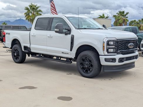 New 2026 Ford F250 XLT w/ XLT Premium Package AWD/4WD image 1