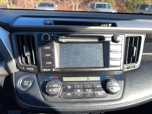 Used 2017 Toyota RAV4 XLE image 19