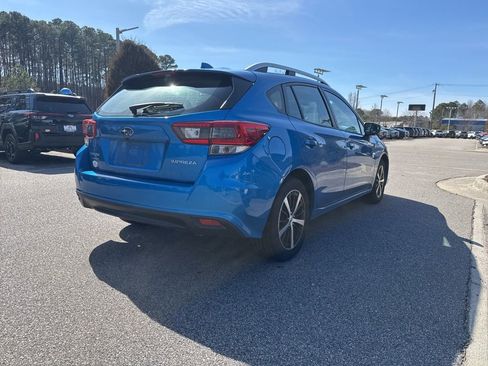 Used 2022 Subaru Impreza Premium image 5