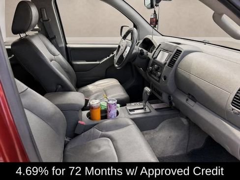 Used 2017 Nissan Frontier SL w/ Moonroof Package RWD image 10