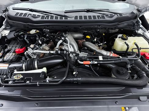 Used 2024 Ford F350 Lariat w/ Tremor Off-Road Package image 4