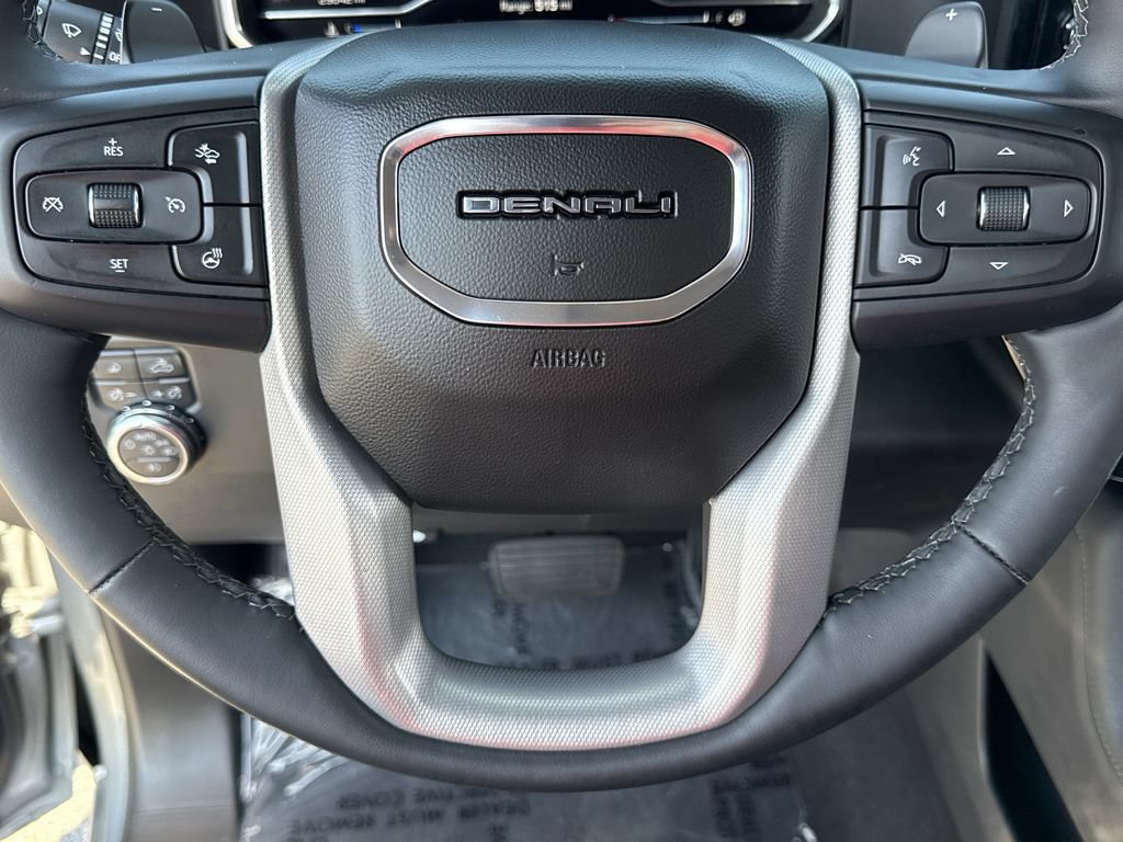 Used 2023 GMC Sierra 1500 Denali w/ Denali Reserve Package AWD/4WD image 14