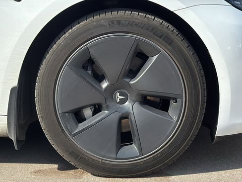 Used 2023 Tesla Model 3 Long Range image 28