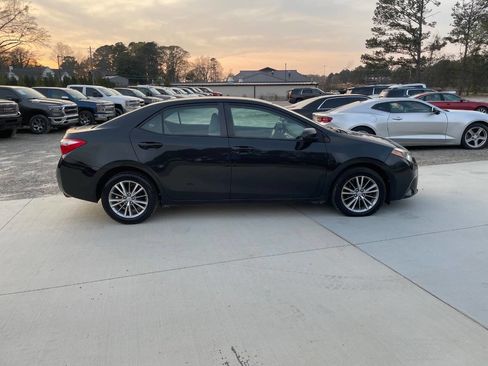 Used 2014 Toyota Corolla LE image 4