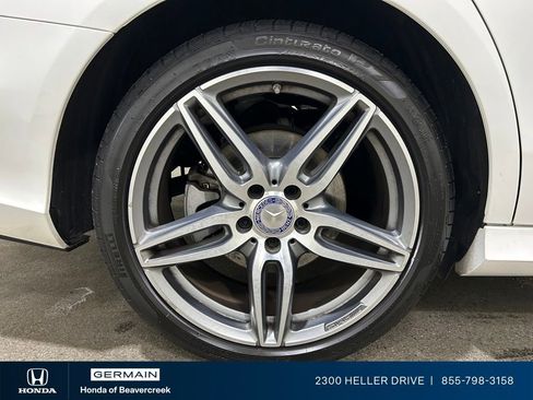 Used 2017 Mercedes-Benz E 300 4MATIC image 10