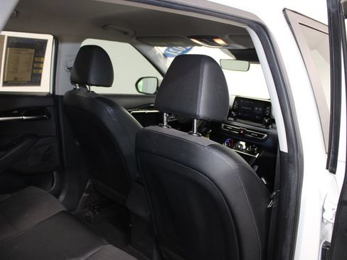 Used 2021 Kia Seltos S FWD image 27