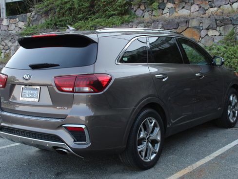 Used 2019 Kia Sorento SX AWD/4WD image 9