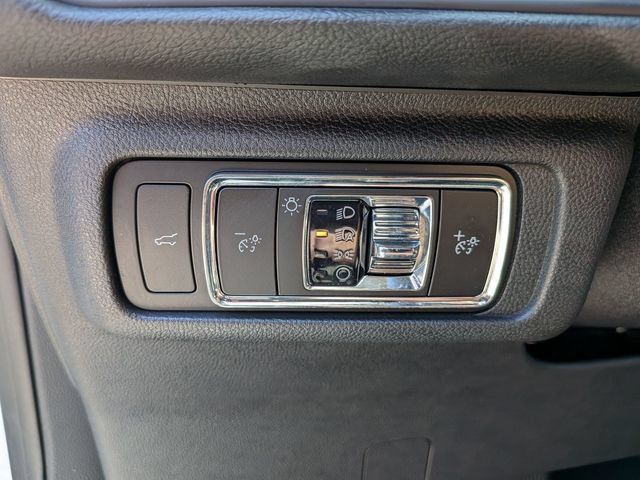 Used 2023 Lincoln Corsair Reserve w/ Equipment Group 201A AWD/4WD image 14