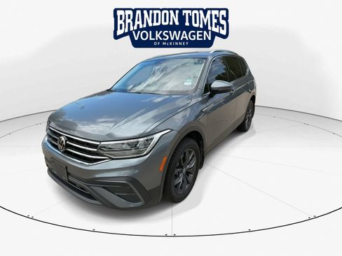 Used 2022 Volkswagen Tiguan SE FWD image 4