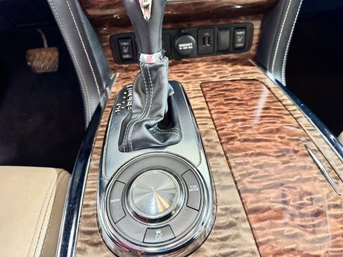 Used 2018 Nissan Armada SL w/ Premium Package RWD image 24