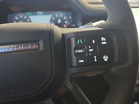 Used 2022 Land Rover Defender 110 AWD/4WD image 20