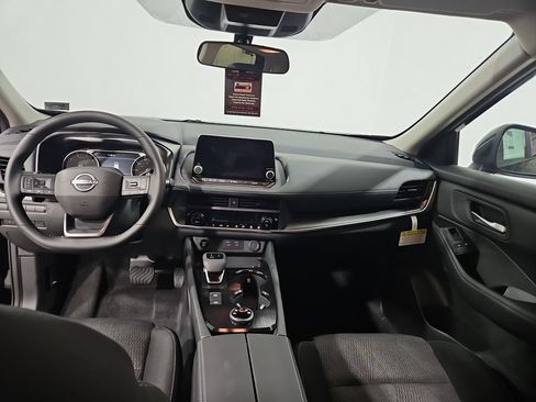 New 2026 Nissan Rogue SV AWD/4WD image 12