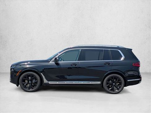 Used 2026 BMW X7 xDrive40i AWD/4WD image 9