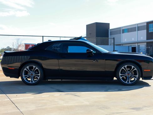 Used 2021 Dodge Challenger R/T image 20