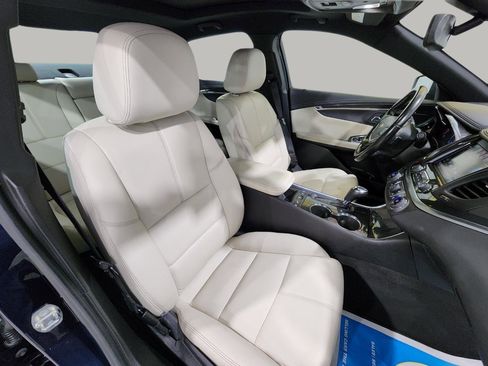 Used 2018 Chevrolet Impala LT w/ Sunroof and Spoiler Package FWD image 26