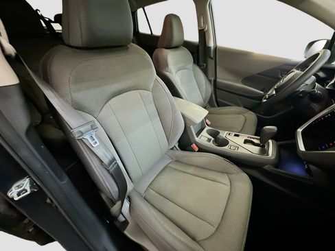 Used 2024 Subaru Crosstrek 2.0i Premium image 32