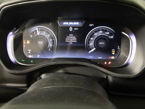 New 2026 RAM 1500 4x4 Crew Cab image 20