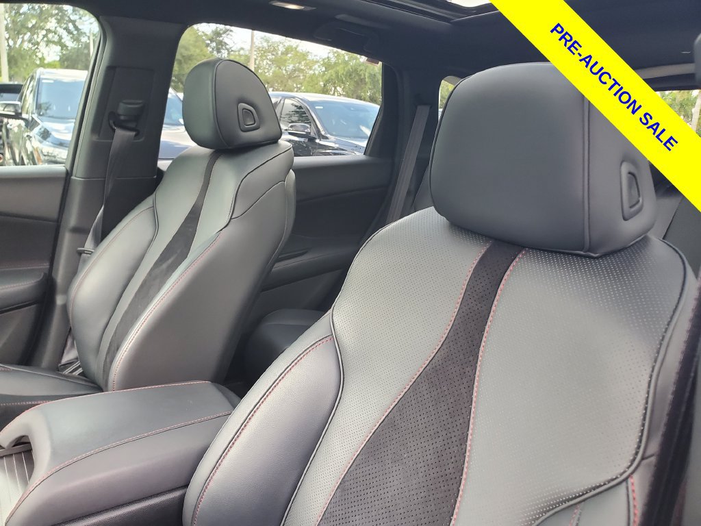 Certified 2024 Acura RDX w/ Advance Package AWD/4WD image 17