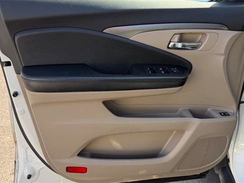 Used 2017 Honda Pilot EX-L image 21