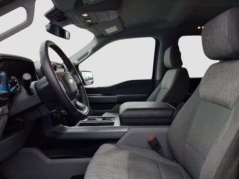 Used 2022 Ford F150 XLT w/ Equipment Group 302A High image 10