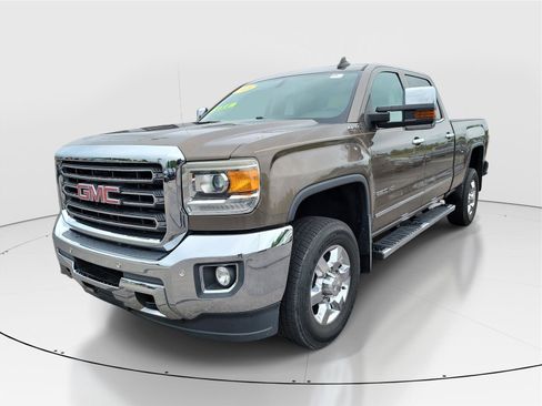 Used 2015 GMC Sierra 2500 SLT w/ Snow Plow Prep Package AWD/4WD image 2