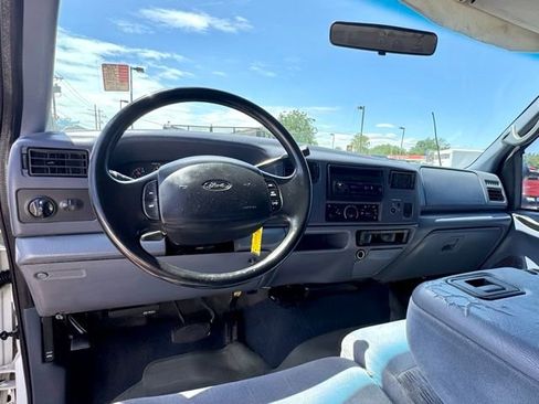 Used 1999 Ford F350 XLT RWD image 9