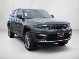Used 2022 Jeep Grand Cherokee Summit w/ Advanced Protech Group IV video 3