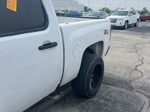 Used 2013 Chevrolet Silverado 1500 LT w/ All-Star Edition AWD/4WD image 5