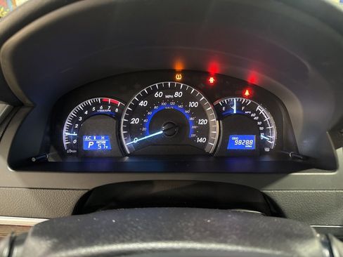 Used 2014 Toyota Camry XLE image 15