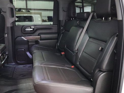 Used 2022 GMC Sierra 2500 Denali AWD/4WD image 9