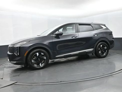 Used 2026 Kia Sportage LX FWD image 5
