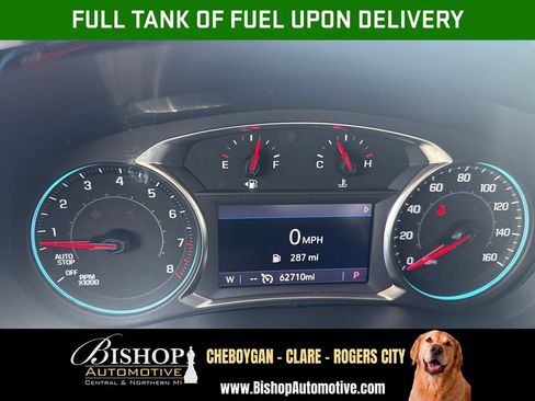 Used 2023 Chevrolet Traverse LT AWD/4WD image 2
