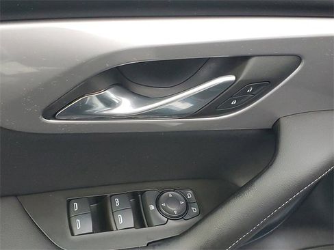 Used 2024 Chevrolet Blazer LT w/ Midnight/Sport Edition image 15