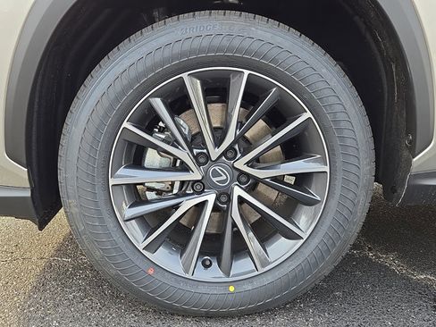 New 2026 Lexus NX 350 AWD image 5