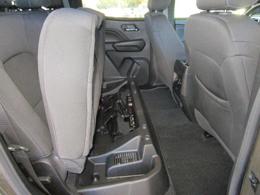 Used 2025 GMC Canyon Elevation RWD image 22