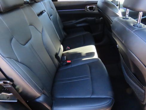 Used 2022 Kia Sorento S w/ Option Group 015 image 13
