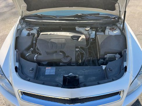 Used 2011 Chevrolet Malibu LT w/ White Diamond Premium Package image 15