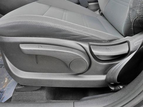 Used 2020 Kia Sorento LX image 21