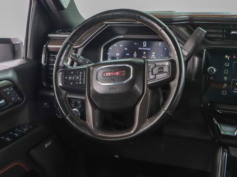 Used 2024 GMC Sierra 2500 AT4 w/ AT4 Preferred Package image 13