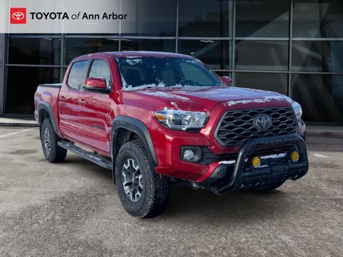 Used 2023 Toyota Tacoma TRD Off-Road image 1