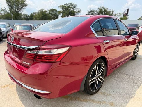 Used 2016 Honda Accord Sport image 5