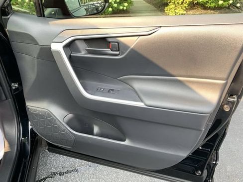 Certified 2025 Toyota RAV4 LE AWD/4WD image 13
