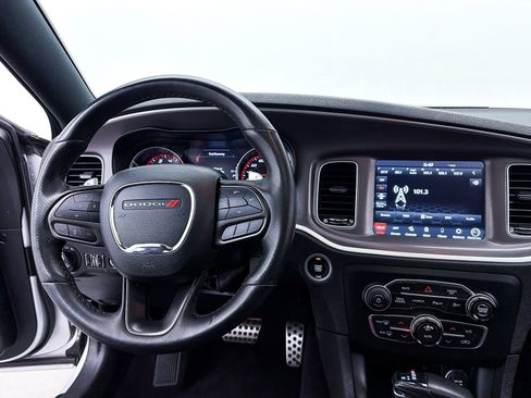 Used 2022 Dodge Charger Scat Pack RWD image 5