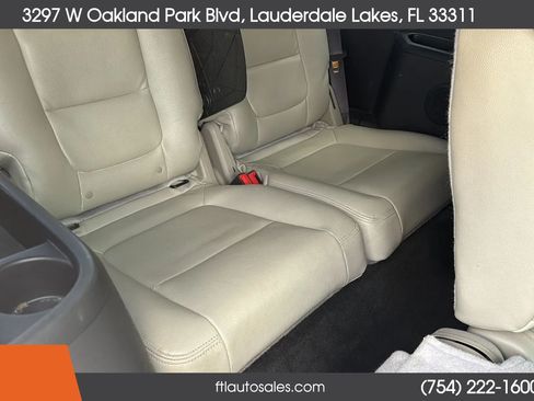 Used 2015 Ford Explorer XLT w/ Equipment Group 201B FWD image 34