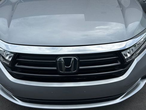 Used 2023 Honda Odyssey EX-L image 24