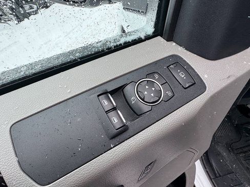 Used 2022 Ford F250 XLT AWD/4WD image 11