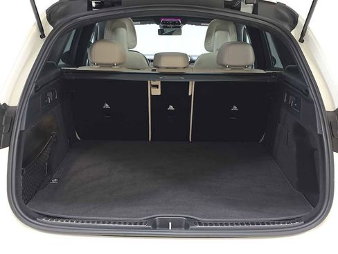 Used 2026 Mercedes-Benz GLC 300 4MATIC image 14