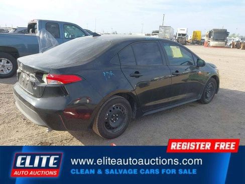 Used 2025 Toyota Corolla LE image 7